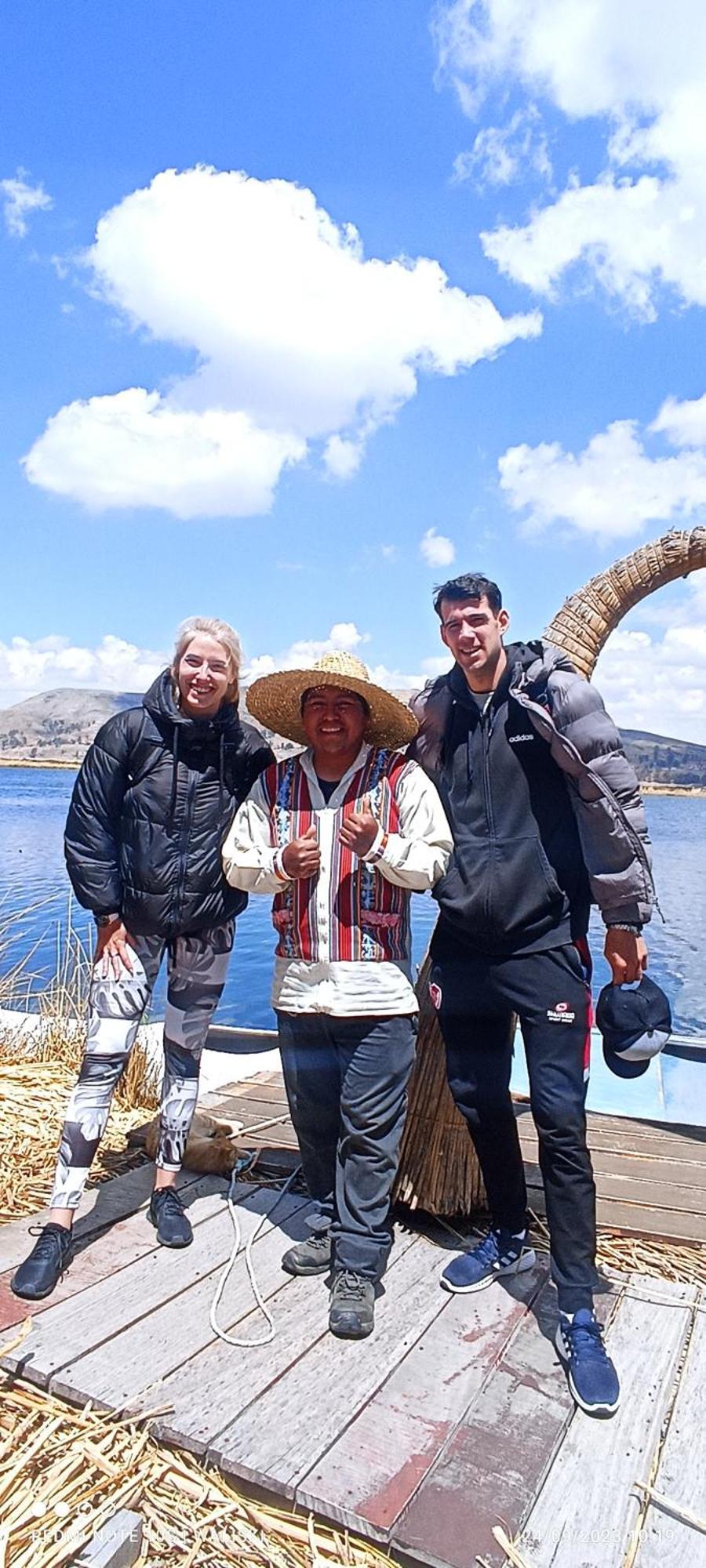 Uros Waliski Lodge 푸노 외부 사진