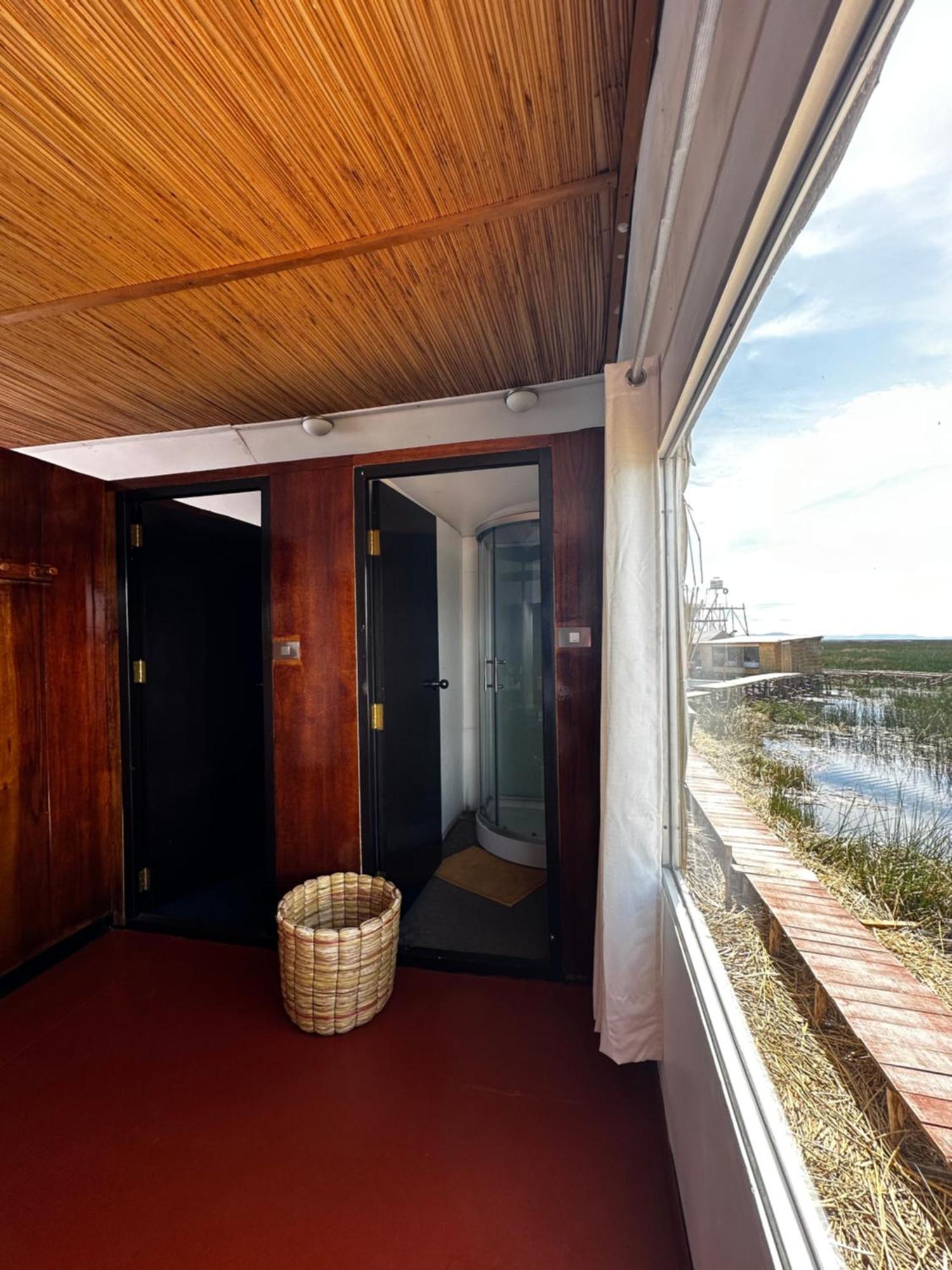 Uros Waliski Lodge 푸노 외부 사진