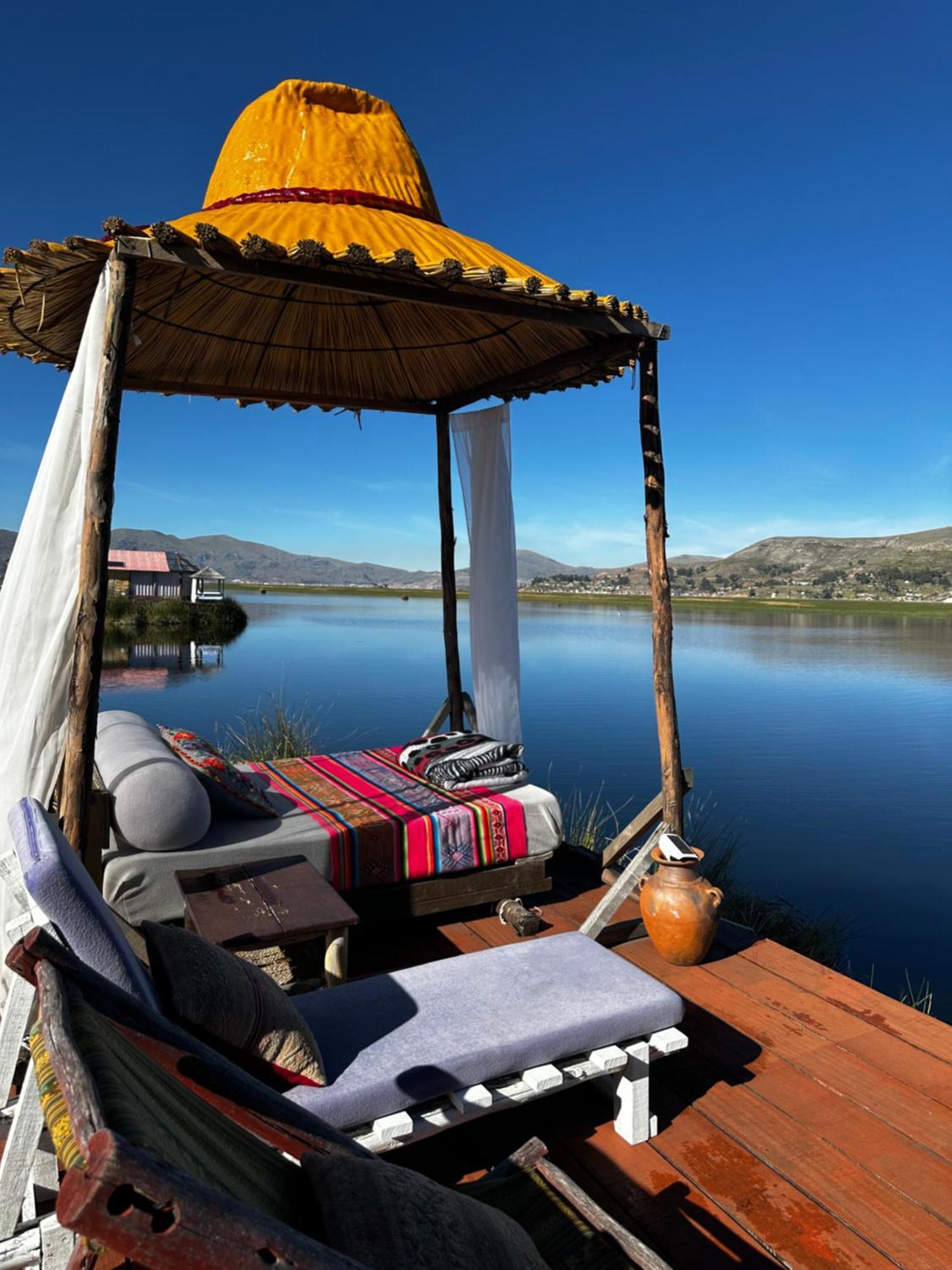 Uros Waliski Lodge 푸노 외부 사진