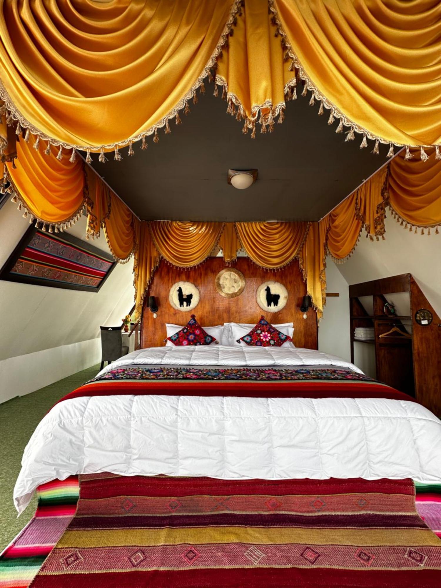 Uros Waliski Lodge 푸노 외부 사진