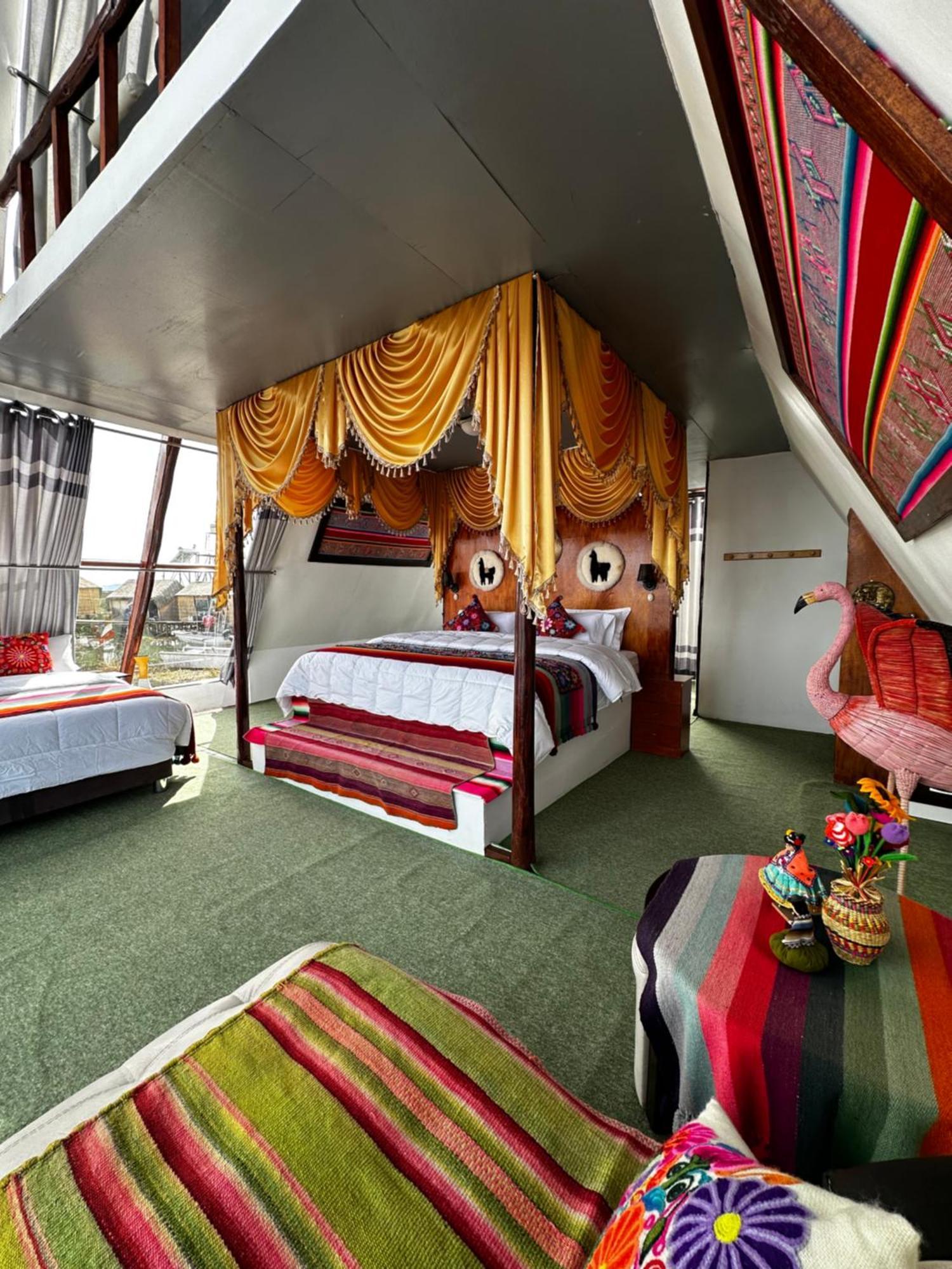 Uros Waliski Lodge 푸노 외부 사진