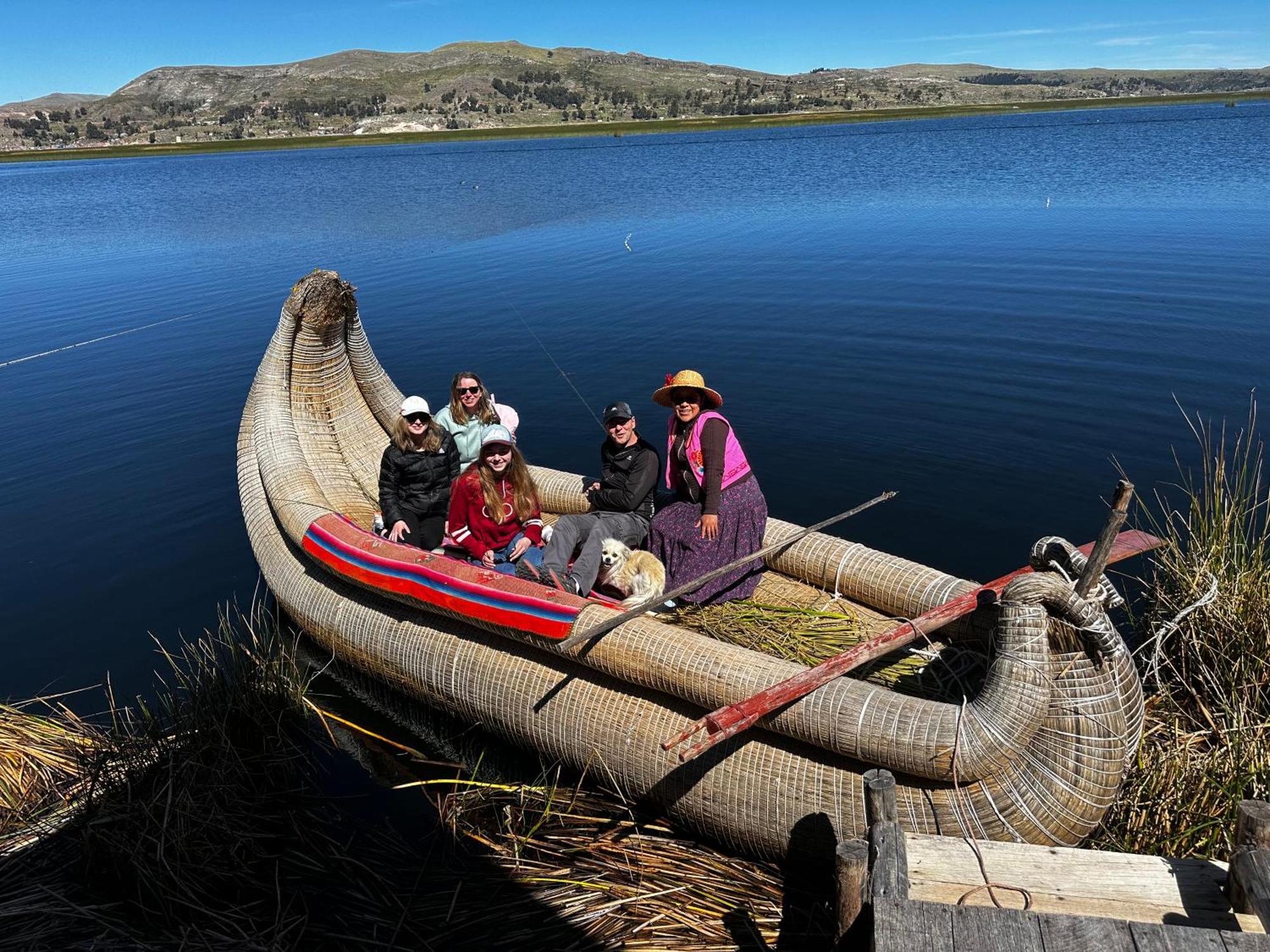 Uros Waliski Lodge 푸노 외부 사진