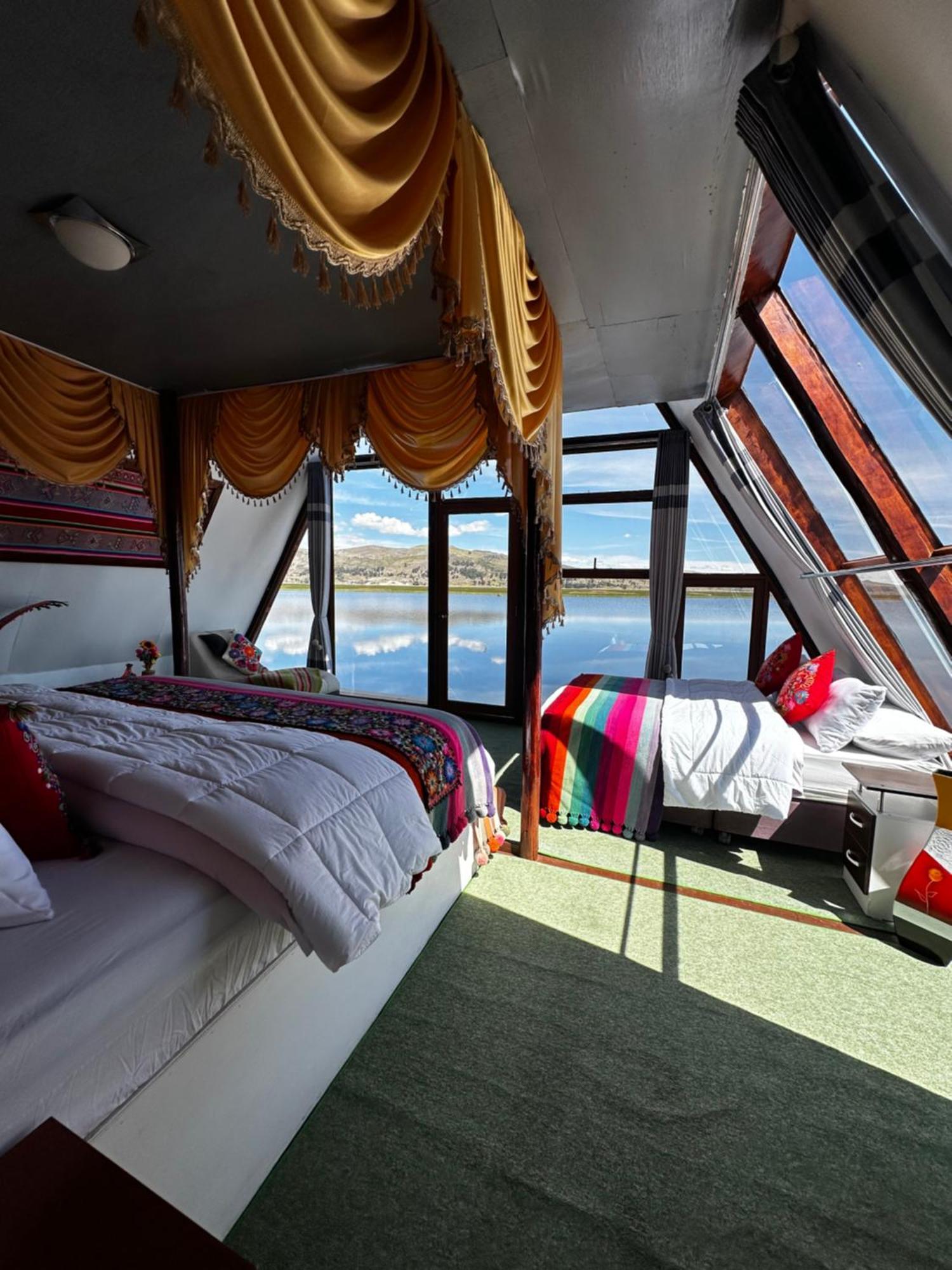 Uros Waliski Lodge 푸노 외부 사진
