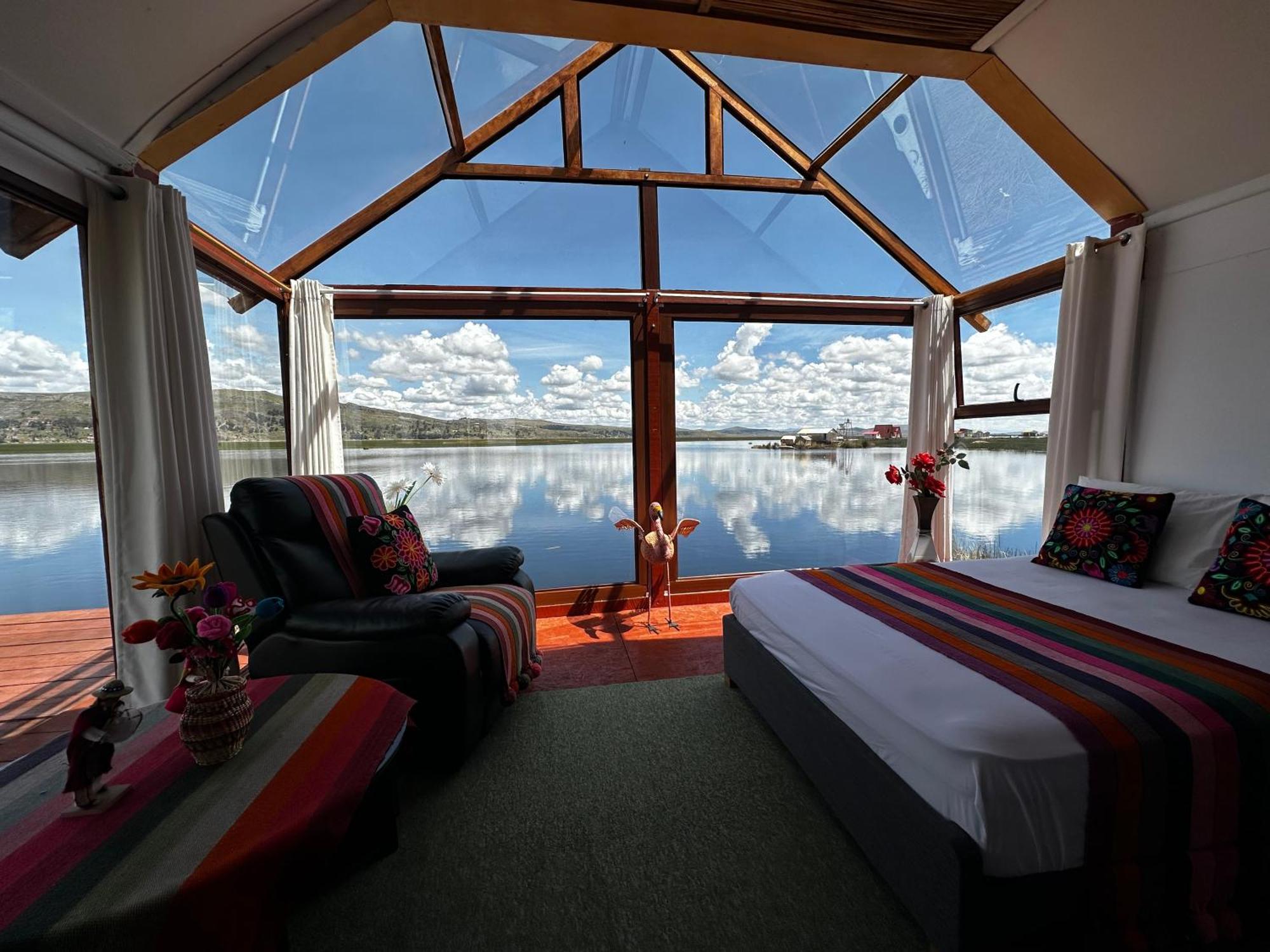 Uros Waliski Lodge 푸노 외부 사진